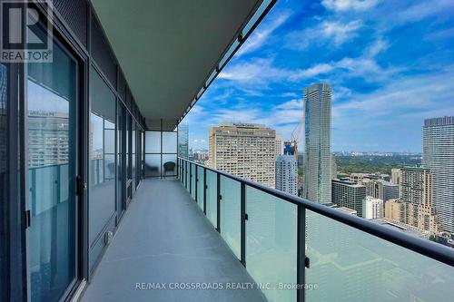 4509 - 1080 Bay Street, Toronto, ON - Outdoor With View With Exterior