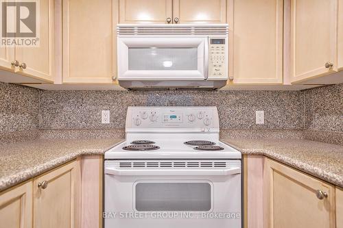 2016 - 8 Park Road, Toronto, ON - Indoor Photo Showing Kitchen