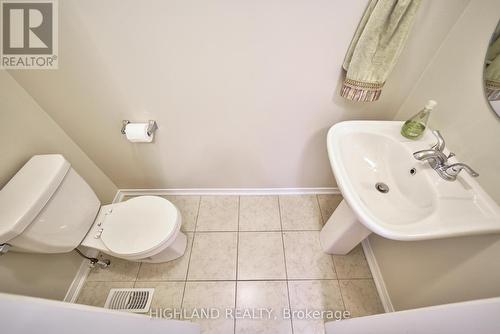 27 Poetry Drive, Vaughan, ON - Indoor Photo Showing Bathroom