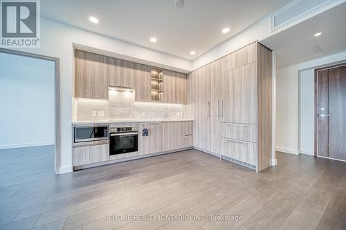 3009 - 95 Mcmahon Drive, Toronto, ON - Indoor Photo Showing Kitchen