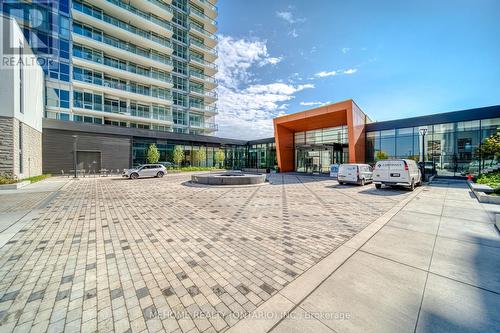 3009 - 95 Mcmahon Drive, Toronto, ON - Outdoor