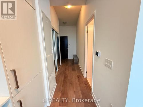 1217 - 38 Honeycrisp Crescent, Vaughan, ON - Indoor Photo Showing Other Room