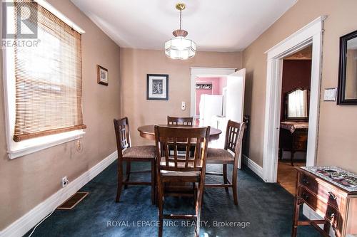 13 Elberta Street, St. Catharines (445 - Facer), ON - Indoor Photo Showing Dining Room