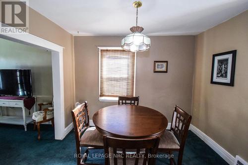 13 Elberta Street, St. Catharines (445 - Facer), ON - Indoor Photo Showing Dining Room