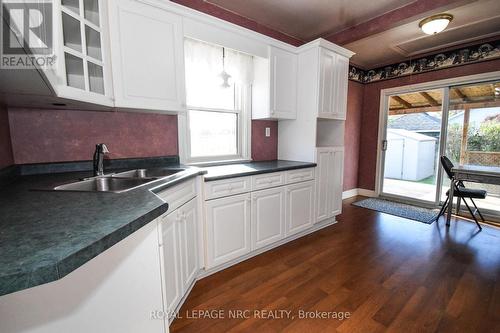 13 Elberta Street, St. Catharines (445 - Facer), ON - Indoor Photo Showing Kitchen With Double Sink