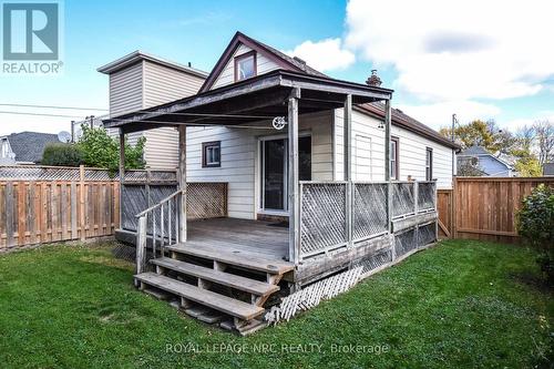 13 Elberta Street, St. Catharines (445 - Facer), ON - Outdoor With Deck Patio Veranda