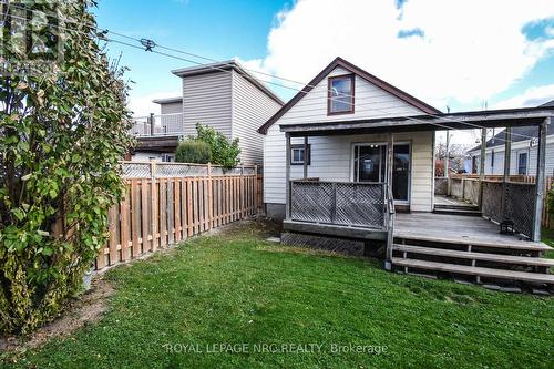 13 Elberta Street, St. Catharines (445 - Facer), ON - Outdoor With Deck Patio Veranda