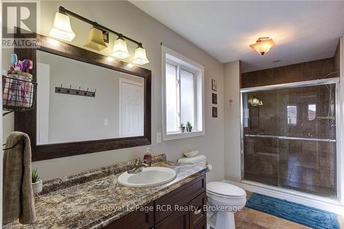 132 Schmidt Drive, Wellington North (Arthur), ON - Indoor Photo Showing Bathroom