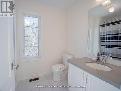 92 Church Street, Georgina, ON - Indoor Photo Showing Bathroom