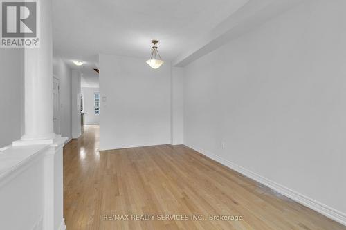 19 Sky Harbour Drive, Brampton, ON - Indoor Photo Showing Other Room