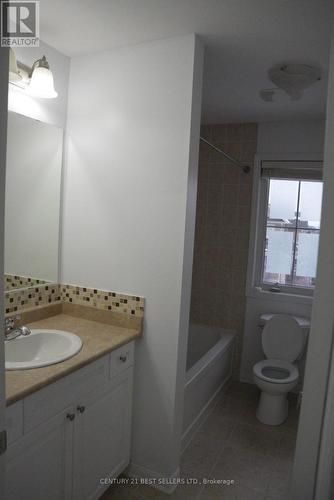 436 Tyrone Crescent, Milton, ON - Indoor Photo Showing Bathroom