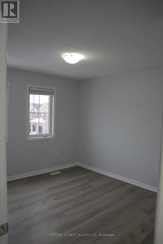 436 Tyrone Crescent, Milton, ON - Indoor Photo Showing Other Room