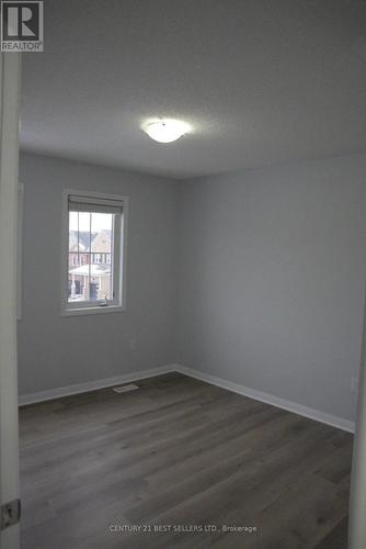 436 Tyrone Crescent, Milton, ON - Indoor Photo Showing Other Room