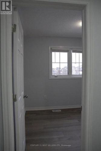 436 Tyrone Crescent, Milton, ON - Indoor Photo Showing Other Room