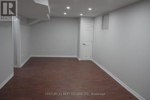 436 Tyrone Crescent, Milton, ON - Indoor Photo Showing Other Room