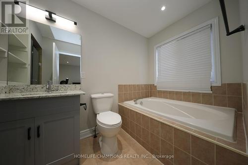 76 Mourning Dove Crescent, Toronto, ON - Indoor Photo Showing Bathroom