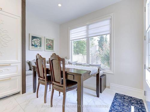 590 Hancock Way, Mississauga, ON - Indoor Photo Showing Dining Room