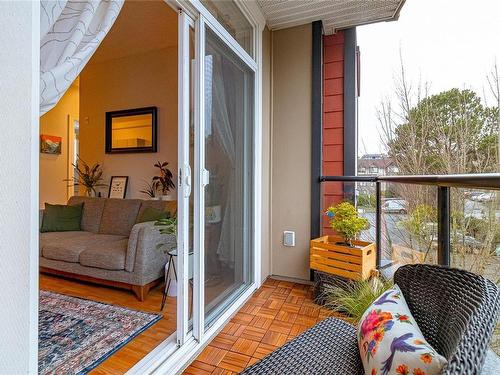 301-76 Gorge Rd West, Saanich, BC - Outdoor With Balcony With Exterior