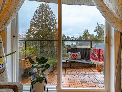 301-76 Gorge Rd West, Saanich, BC - Outdoor With Balcony With Exterior