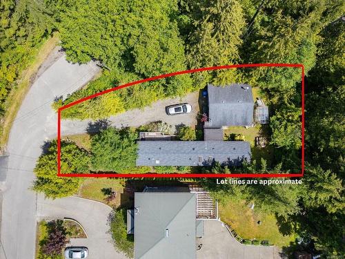 316 Peterson Dr, Tofino, BC 