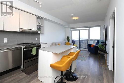 1313 - 2520 Eglinton Avenue W, Mississauga, ON - Indoor Photo Showing Kitchen