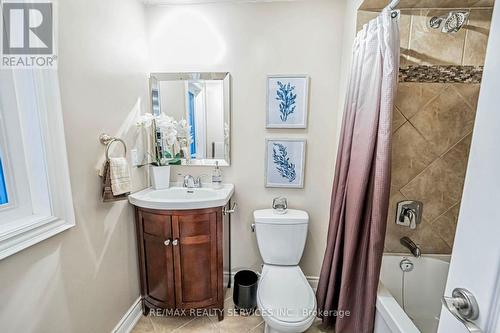 179 Ecclestone Drive, Brampton, ON - Indoor Photo Showing Bathroom