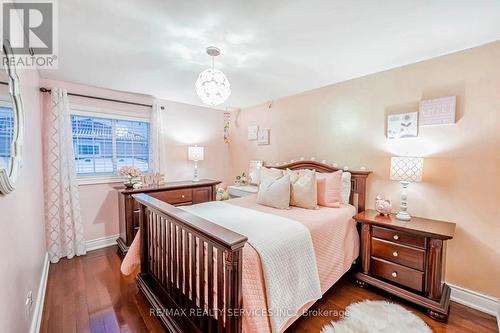 179 Ecclestone Drive, Brampton, ON - Indoor Photo Showing Bedroom