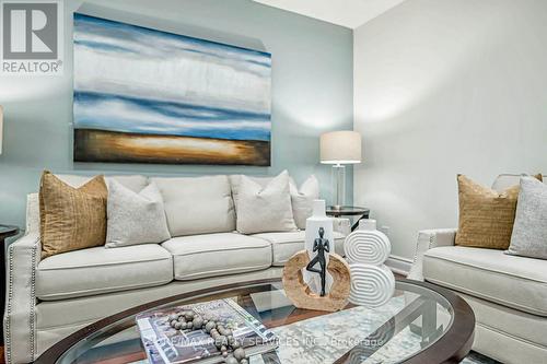 179 Ecclestone Drive, Brampton, ON - Indoor Photo Showing Living Room