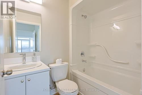 Lp40 - 50 Herrick Avenue, St. Catharines, ON - Indoor Photo Showing Bathroom