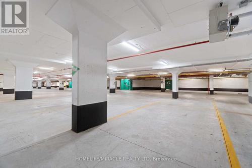 Lp40 - 50 Herrick Avenue, St. Catharines, ON - Indoor Photo Showing Garage