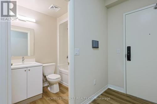 Lp40 - 50 Herrick Avenue, St. Catharines, ON - Indoor Photo Showing Bathroom