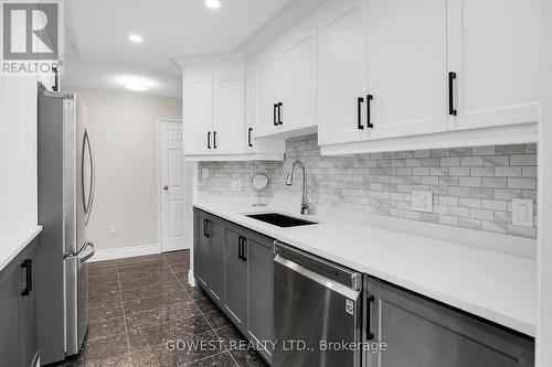 304 - 61 Paffard Street, Niagara-On-The-Lake, ON - Indoor Photo Showing Kitchen With Upgraded Kitchen