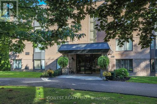 304 - 61 Paffard Street, Niagara-On-The-Lake, ON - Outdoor