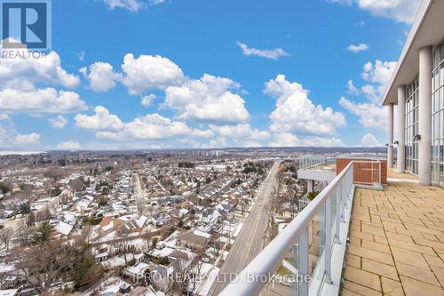 814 - 551 Maple Avenue, Burlington, ON - Outdoor With View