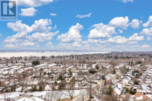 814 - 551 Maple Avenue, Burlington, ON - Outdoor With View