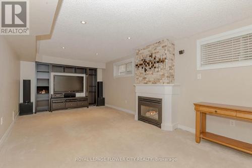 142 Vintage Gate, Brampton, ON - Indoor With Fireplace