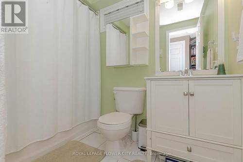 142 Vintage Gate, Brampton, ON - Indoor Photo Showing Bathroom