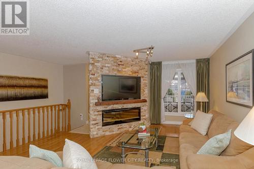 142 Vintage Gate, Brampton, ON - Indoor Photo Showing Living Room With Fireplace