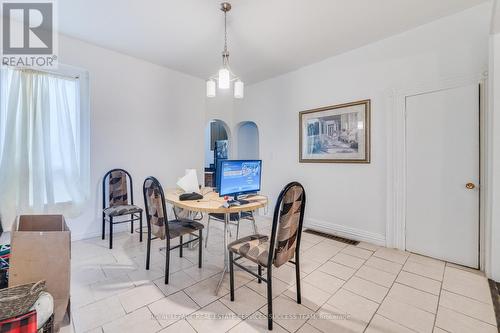 109 Sanford Avenue N, Hamilton, ON - Indoor Photo Showing Dining Room