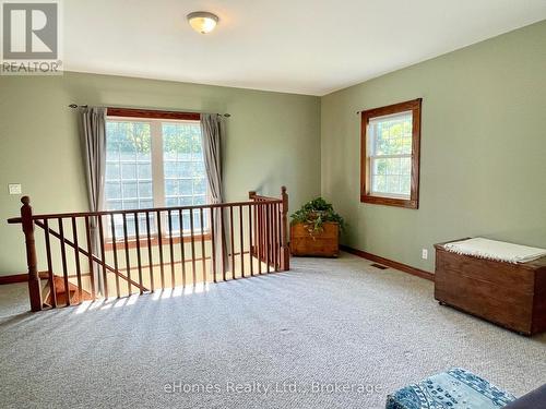 734 5Th Avenue E, Owen Sound, ON - Indoor Photo Showing Other Room