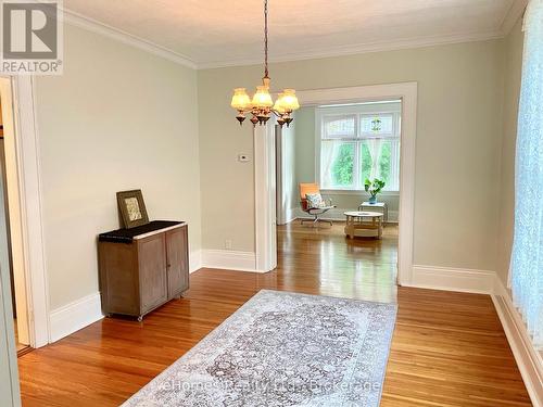 734 5Th Avenue E, Owen Sound, ON - Indoor Photo Showing Other Room