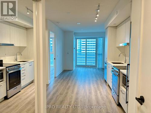 1016 - 195 Commerce Street, Vaughan, ON - Indoor Photo Showing Kitchen With Stainless Steel Kitchen