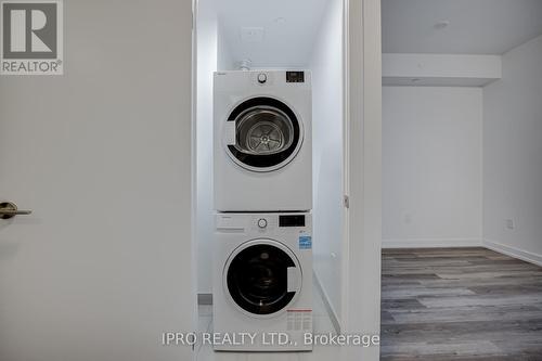 1104 - 5 Wellington Street S, Kitchener, ON - Indoor Photo Showing Laundry Room