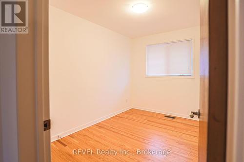 58 Highcourt Crescent, St. Catharines (442 - Vine/Linwell), ON - Indoor Photo Showing Other Room