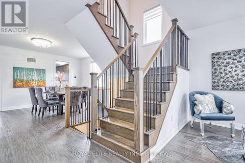 40 Conklin Crescent, Aurora, ON - Indoor Photo Showing Other Room