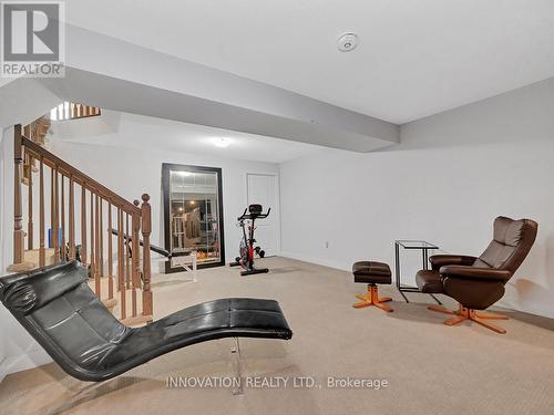 565 Bobolink Ridge, Ottawa, ON - Indoor