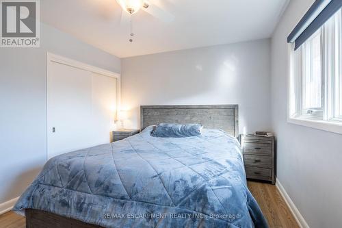 109 Main Street W, Grimsby, ON - Indoor Photo Showing Bedroom