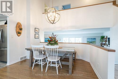 109 Main Street W, Grimsby, ON - Indoor Photo Showing Dining Room