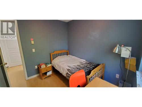 Room In Shared 12331 Mcneely Drive, Richmond, BC - Indoor Photo Showing Bedroom