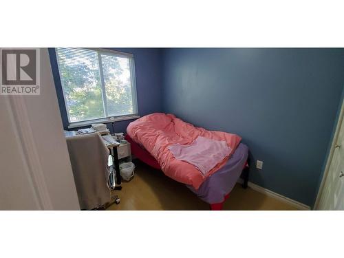 Room In Shared 12331 Mcneely Drive, Richmond, BC - Indoor Photo Showing Bedroom